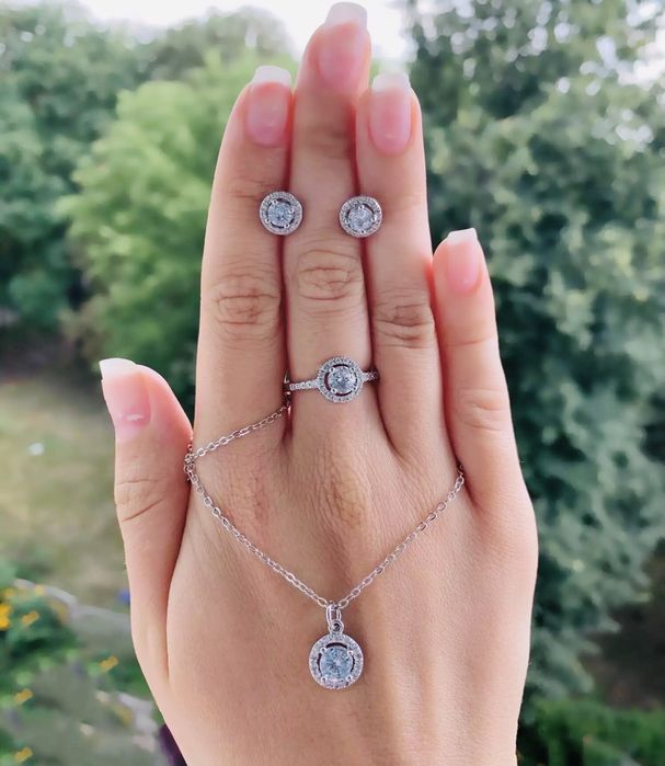 Серебряный комплект украшений 925 пробы! Фианиты SWAROVSKI /Скидка-70%