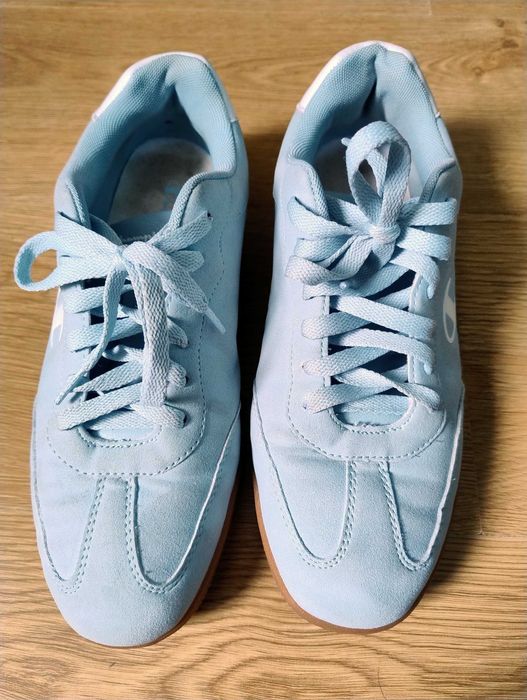 niebieskie damskie sneakersy marki Champion model PRESTIGE rozmiar 41