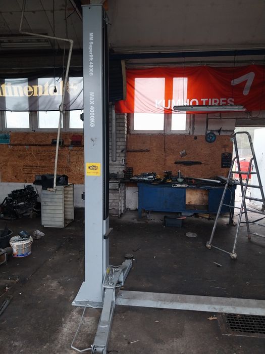 Sprzedam podnośnik  MM SUPERLIFT 4000