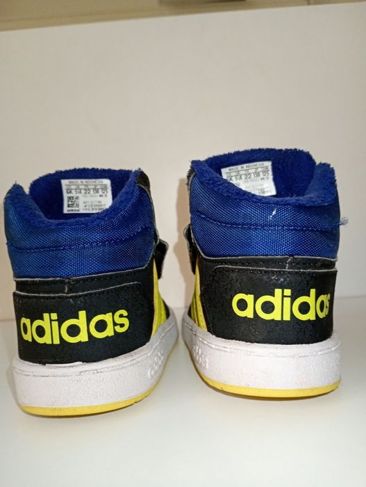 Butki adidas chłopięce