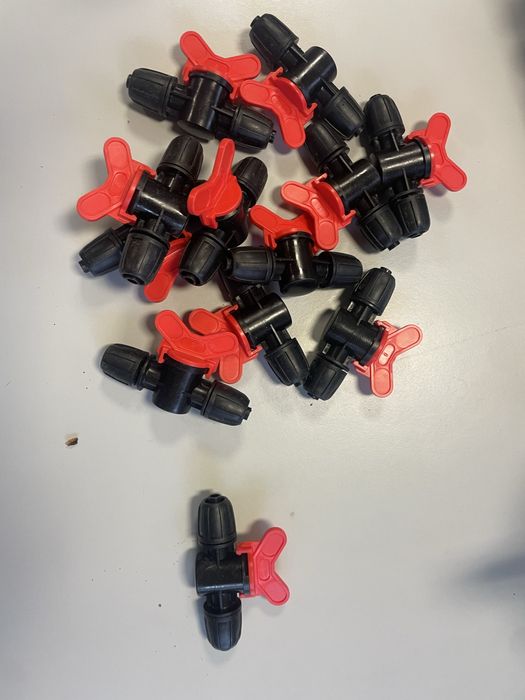 12  torneiras de bola para rega 8-10mm