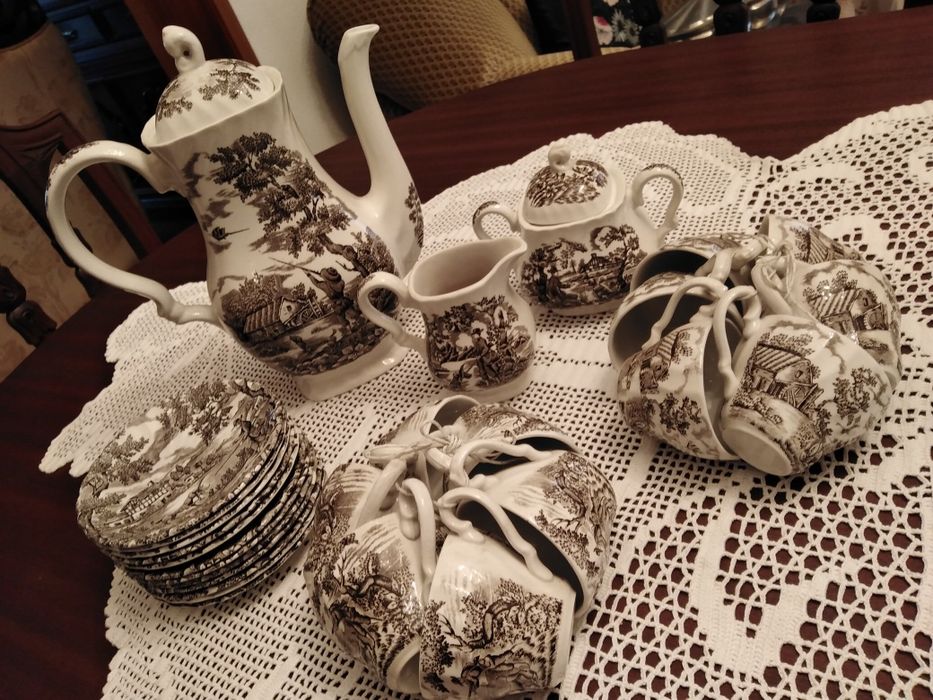 Serviço de Café em Porcelana The Unter by Myott England