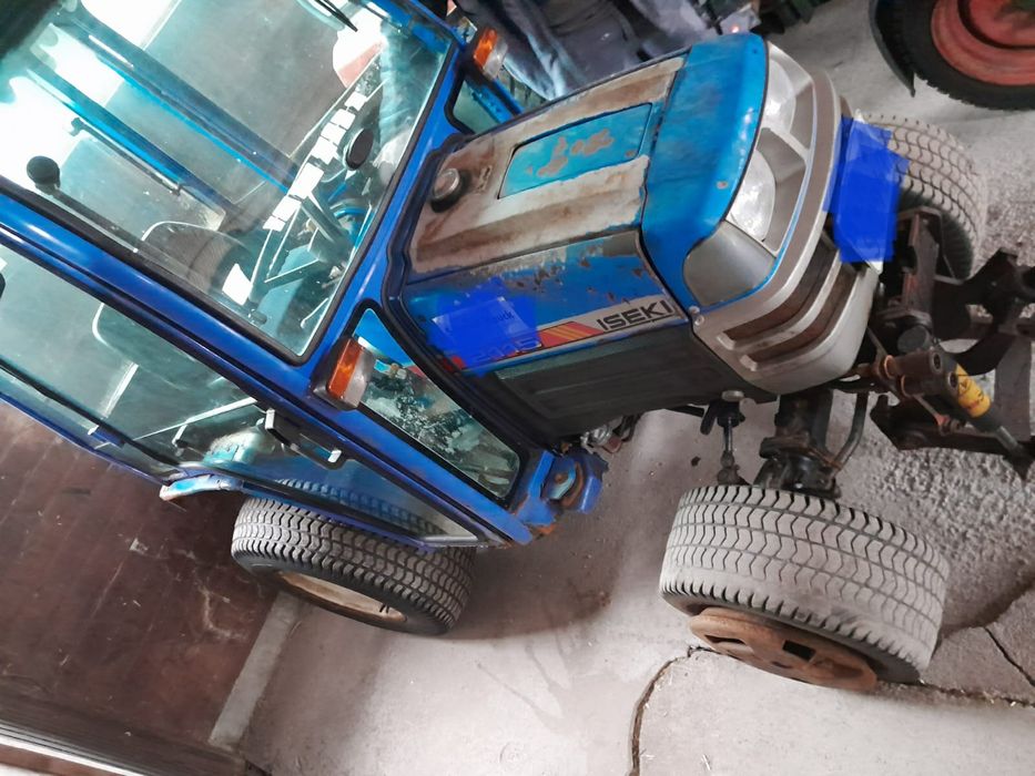 Iseki 2115 4x4 z pługiem do odśnieżania