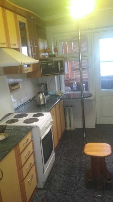 Сдам комнату девушке комната женщине в 3х комнатной квартире