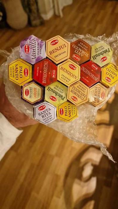 Incenso 15 caixas, 15 aromas  (total 300 pauzinhos) NOVO ENVIO GRÁTIS