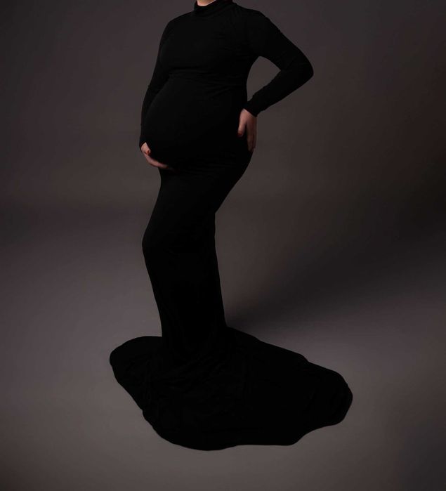 Zestaw czarny top i spódnica