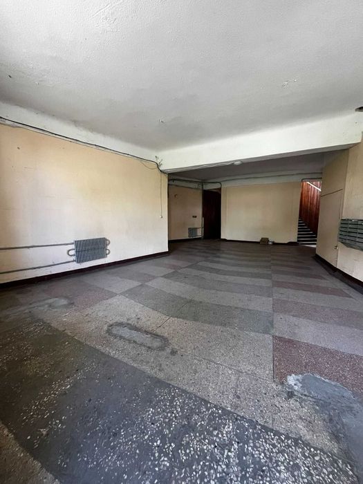 Продам гостинку 24.5м2 метро Заводская