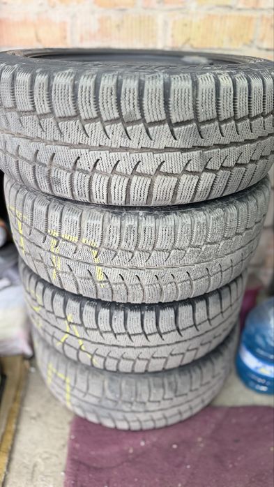 Продам зимову гуму R16