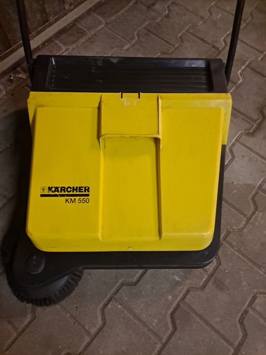 Zamiatarka karcher  KM 550