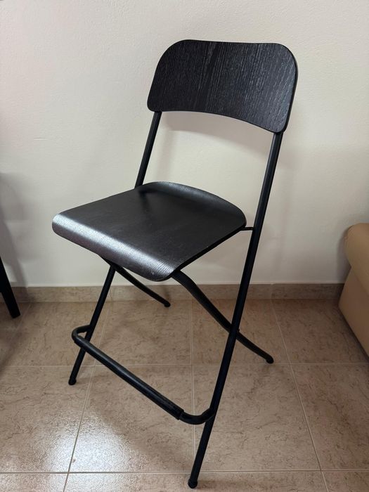 Cadeira Alta Dobrável em Madeira e Metal