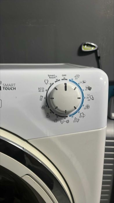 Máquina de Lavar Roupa Candy Grand Space Smart Touch