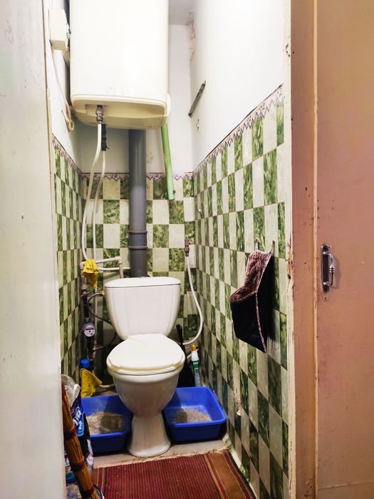 Продам 3-комнатную квартиру в центре