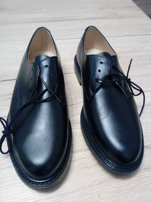 Półbuty letnie rozmiar 26 cm