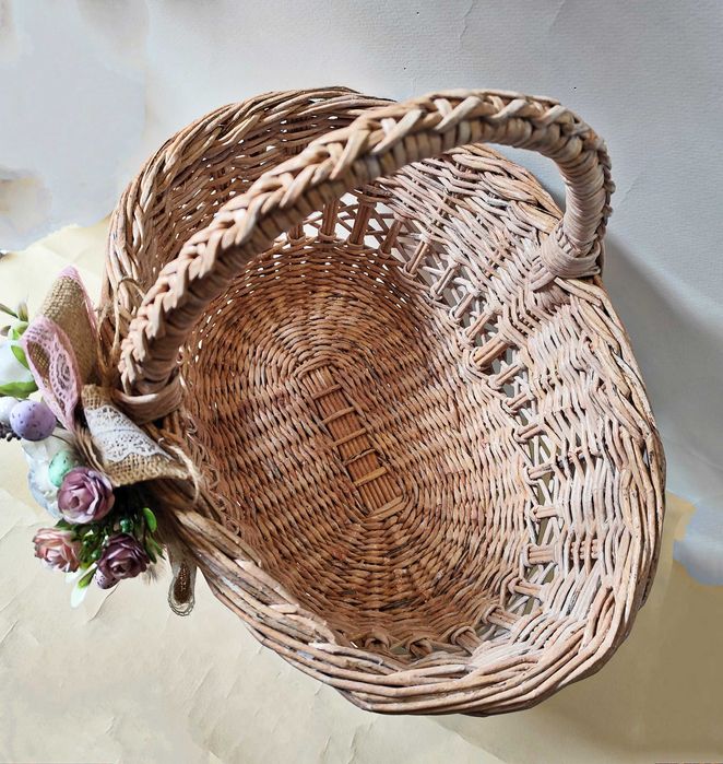 Кошик плетений святковий до свята
