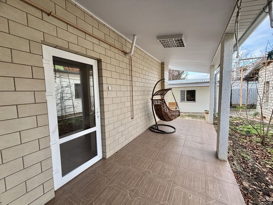 Продам будинок для великої родини