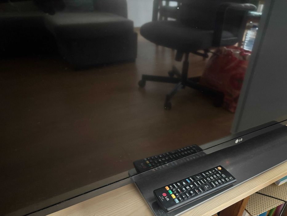 Televisão LG SmartTV 42"