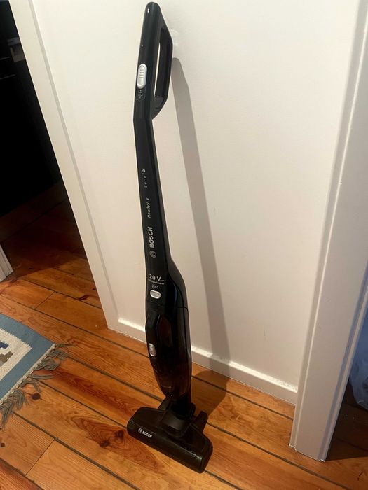 Aspirador recarregável Bosch Readyy'y Serie 2 - Precisa de reparações
