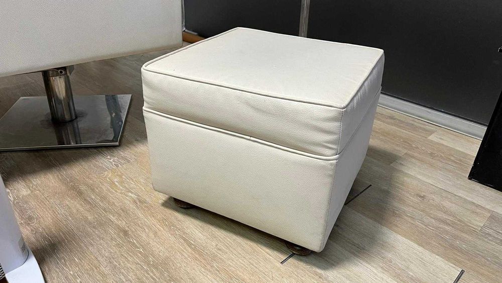 Mobiliário de cabeleireiro e estética em EXCELENTE ESTADO