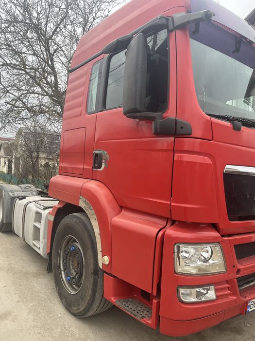 Автомобіль МАН TGX 440