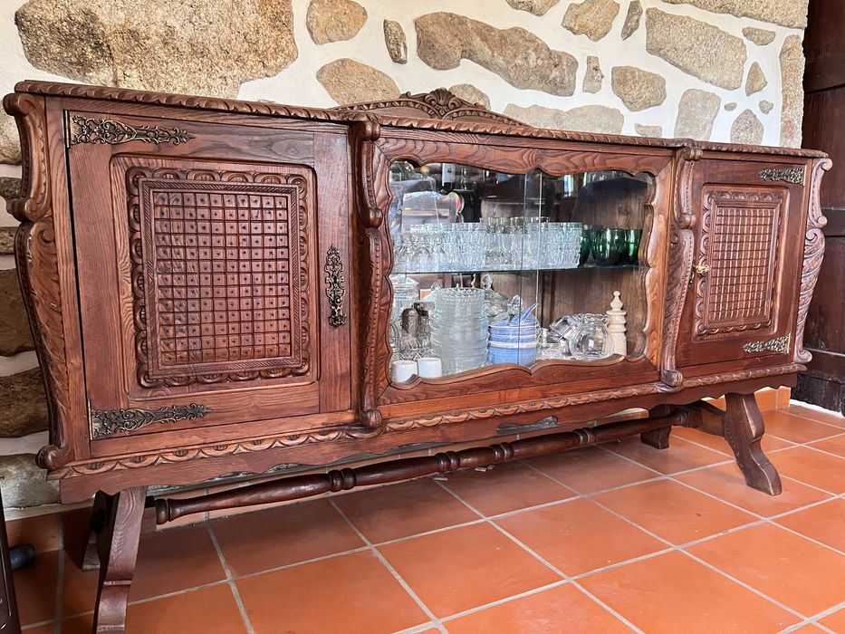 Mobilia sala de jantar rústica