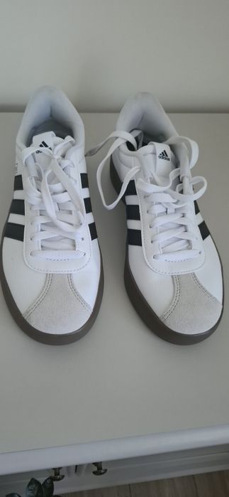 Кросівки білі Adidas