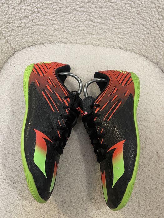 Футзалки сороконіжки кросівки Adidas Messi 38р