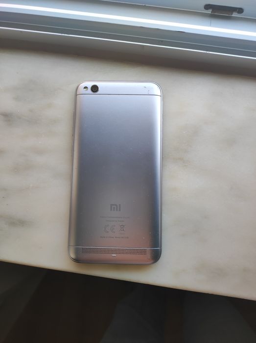 Redmi 5A antigo 16g bloqueado para uso baixo ou para peças