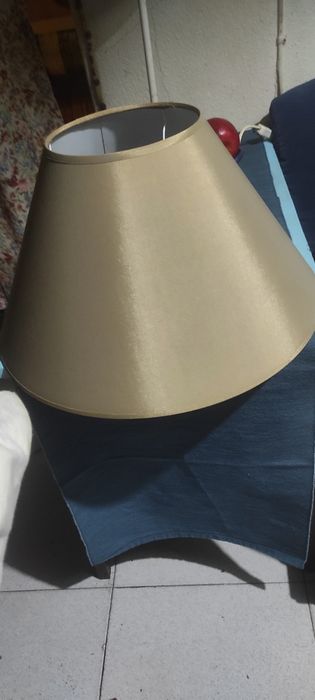 Abajur dourado novo e outros
