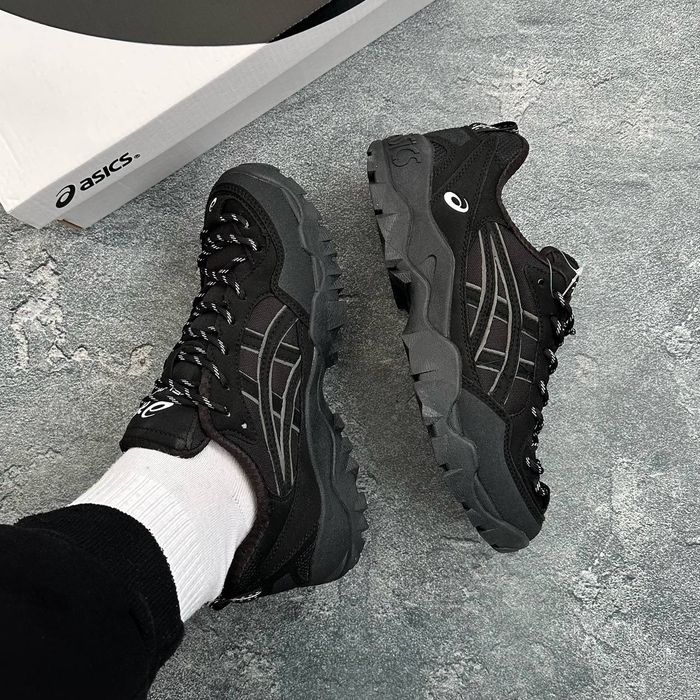 ASICS Gel-Pickax Black