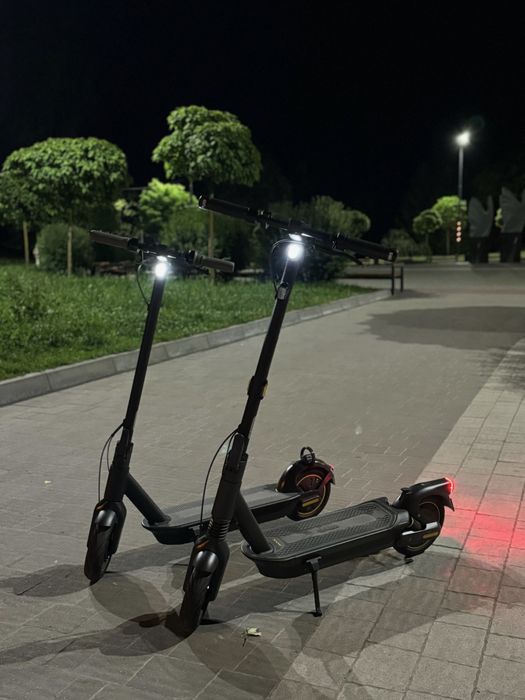 Електросамокат Ninebot G30P