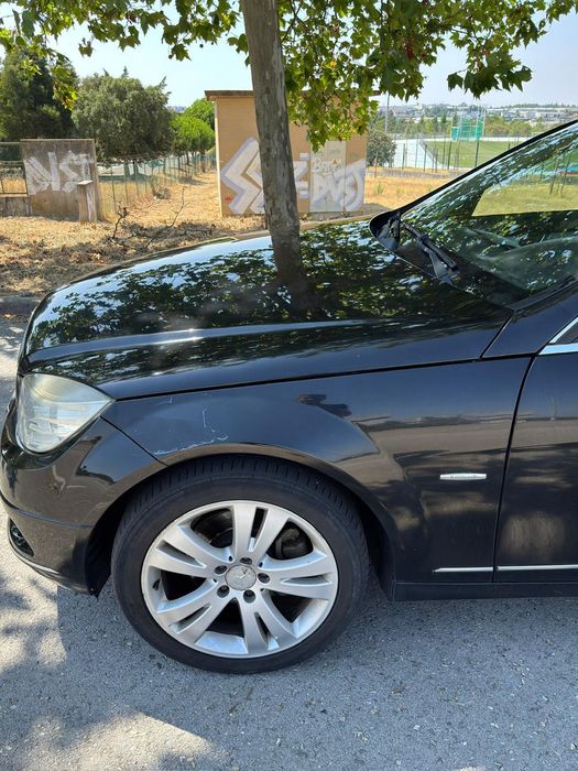 Mercedes Class C Avantgarde c220