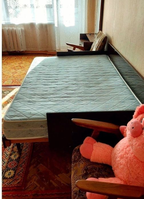 Сдаю 2к/к +гараж в Центр.р-не