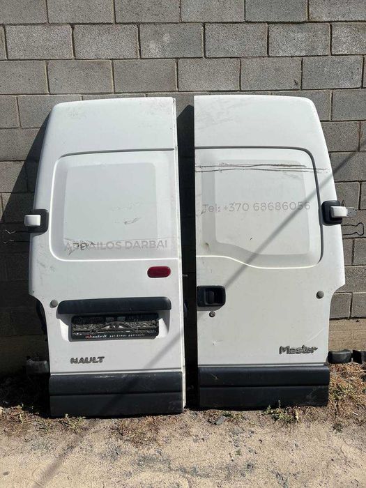 Задні дверки двері розпашні Renault Master 2 Рено Мастер 2 7782653404, 7782653394