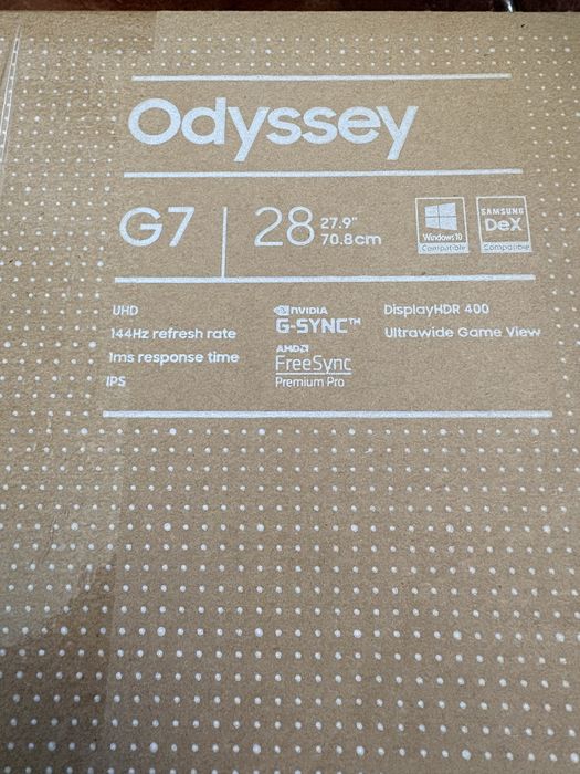 Monitor Samsung odyssey G7 28’ como novo