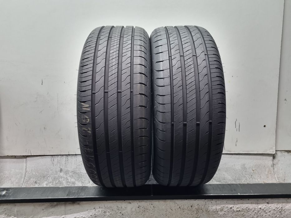 2x 225/55R17 101W Goodyear Efficient Grip Performance 2 8mm 2025