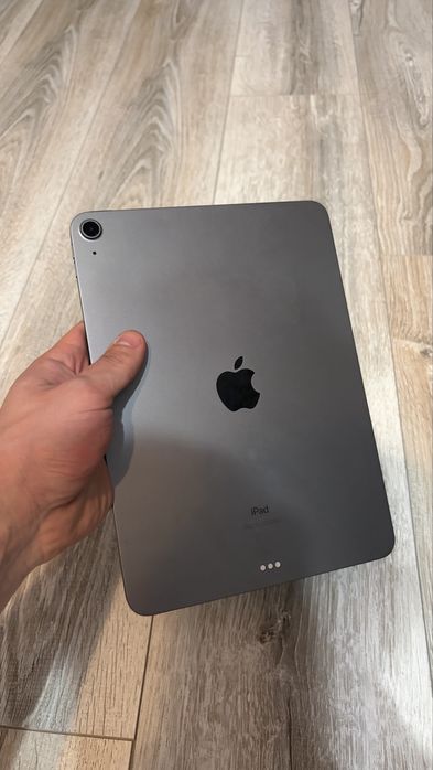 Ipad air 4 64gb space grey гарний стан