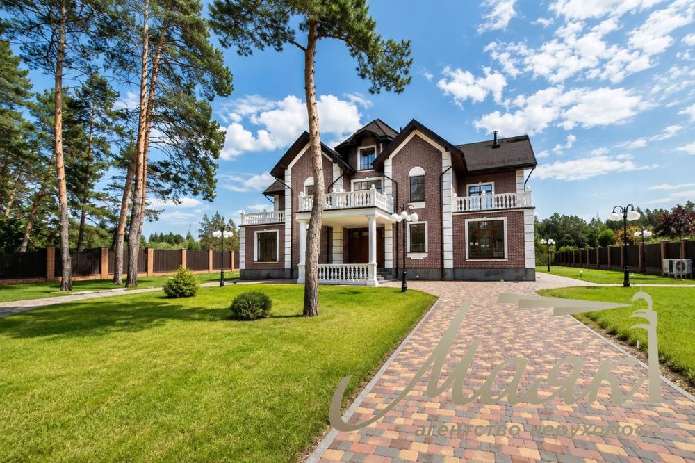 Продаж будинку площею 418,6 м² з виходом до води на ділянці 50 соток у КМ Dream Village, с. Лебедівка