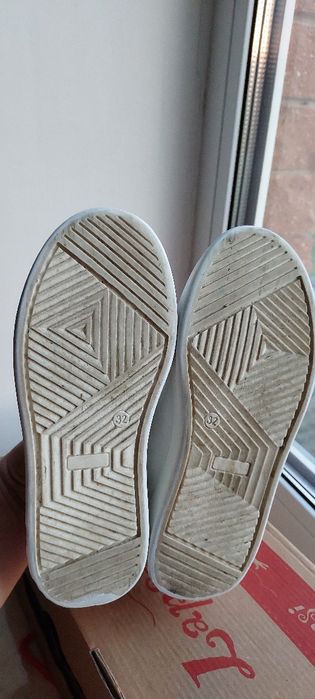 Кеди білі шкіряні Lapsi. Розмір 32. Кеды кожаные белые.