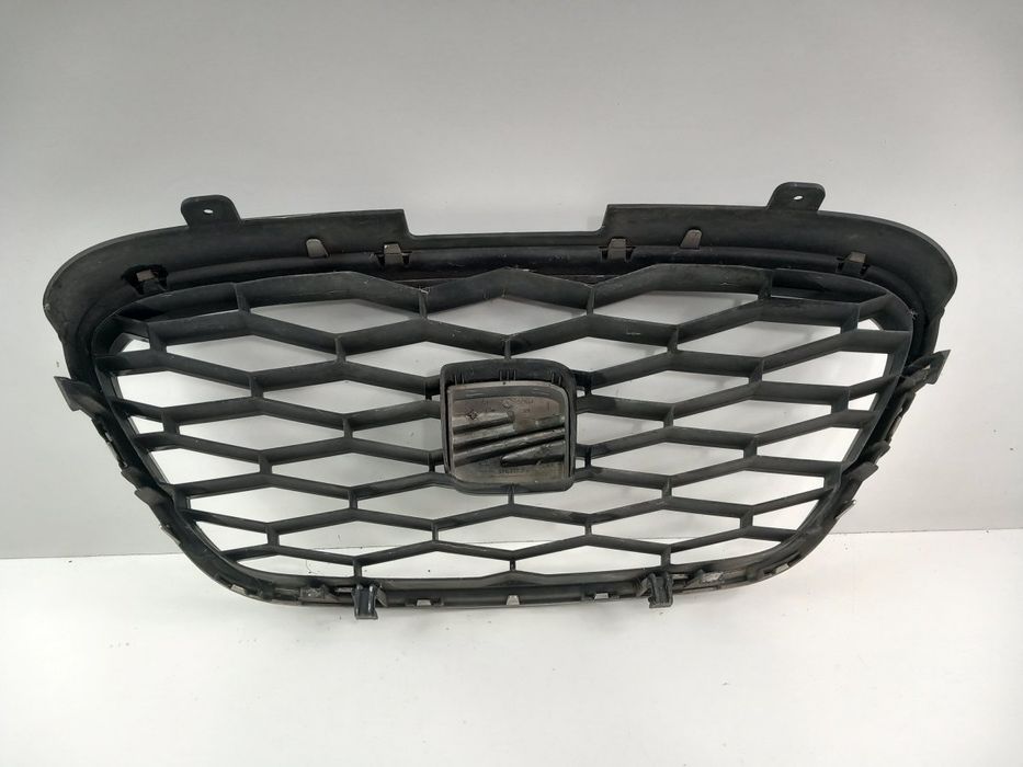 Seat Leon Fr Ii Lift Atrapa Grill 1P0853654B