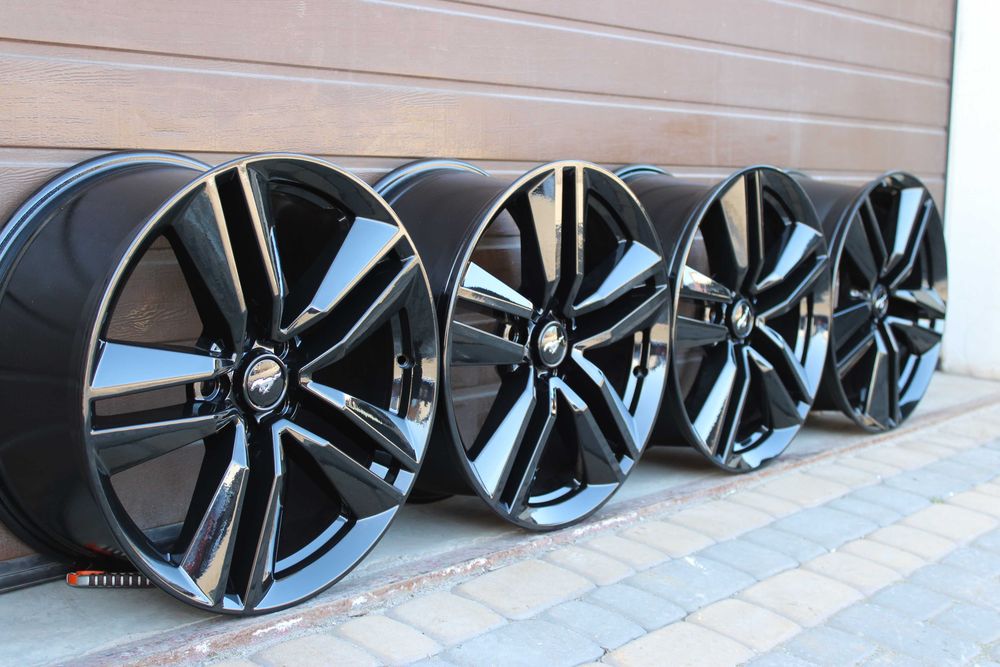 FELGI FORD MUSTANG 5x114,3 19'' 9J ET45 Czarny Połysk
