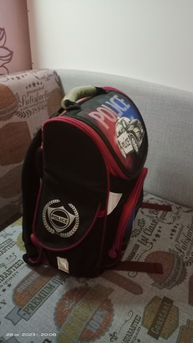 Портфель з ортопедичною спинкою для учня 1-4 класів