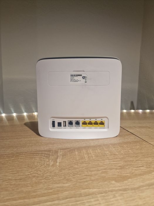 Роутер HUAWEI E5186