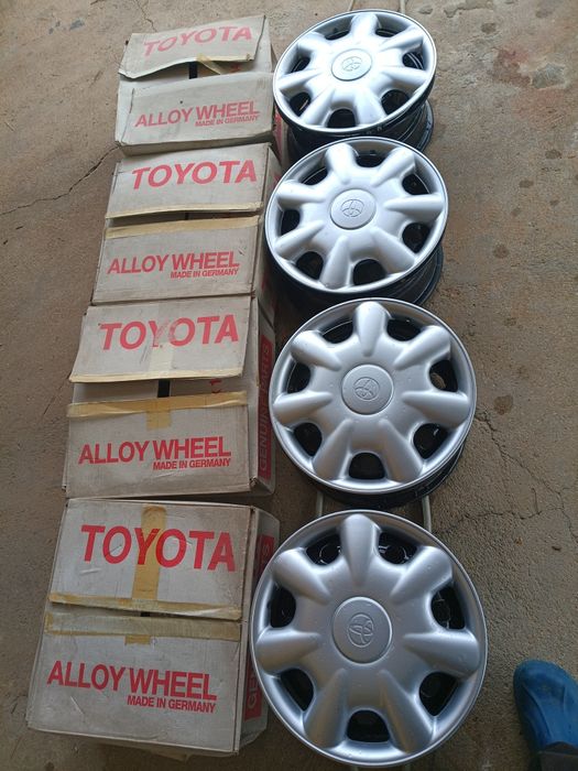 Jantes em aço 14"originais Toyota Corolla