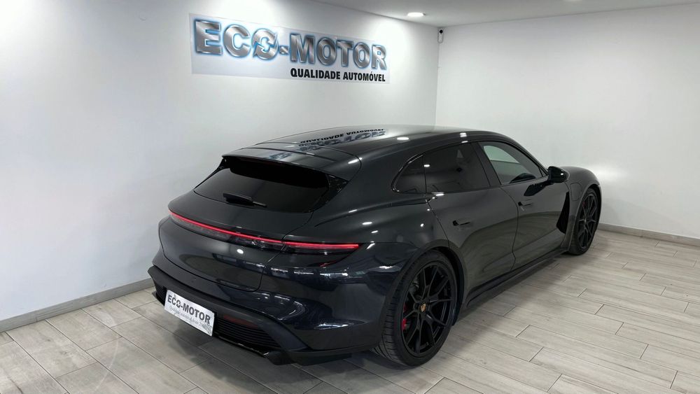 Porsche Taycan Sport Turismo GTS