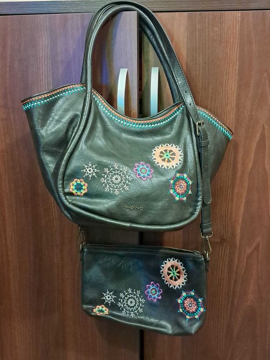 Torba Desigual na ramię z kosmetyczką