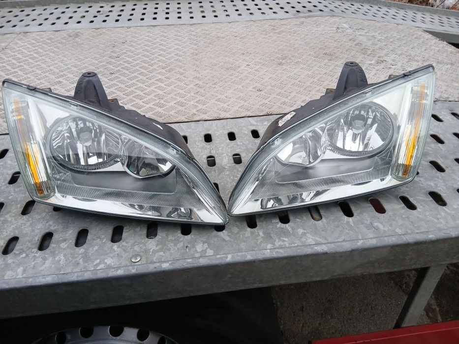 Lampy Ford Focus II oryginał