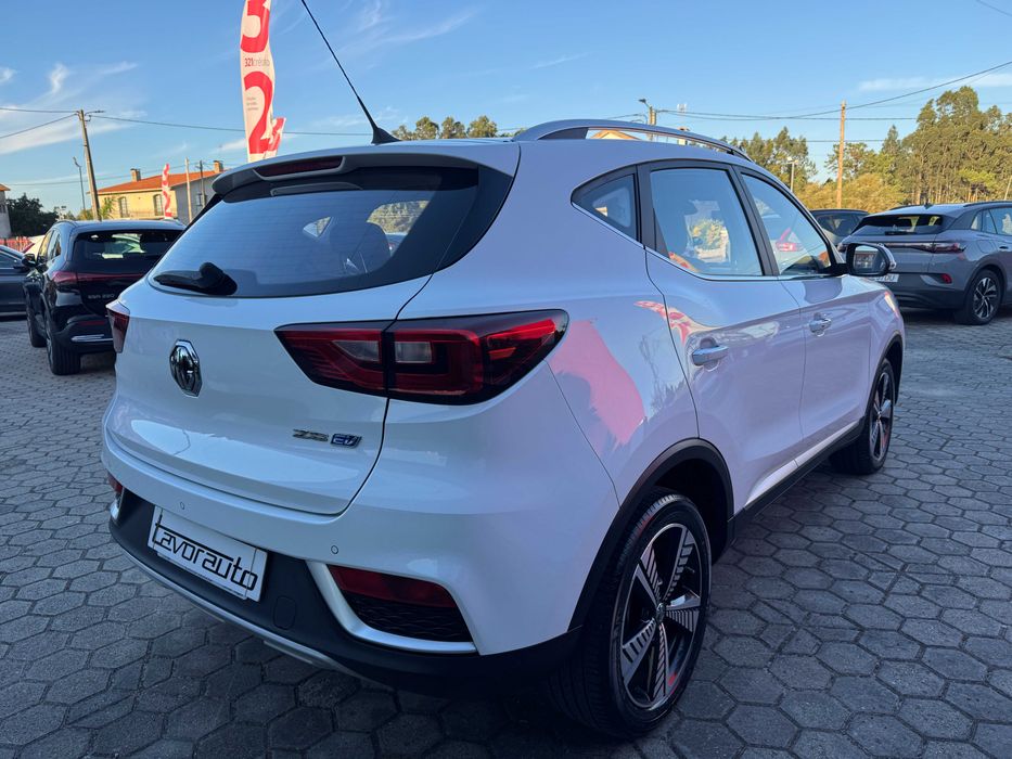 MG ZS EV 44.5 kWh Luxury — photo 5