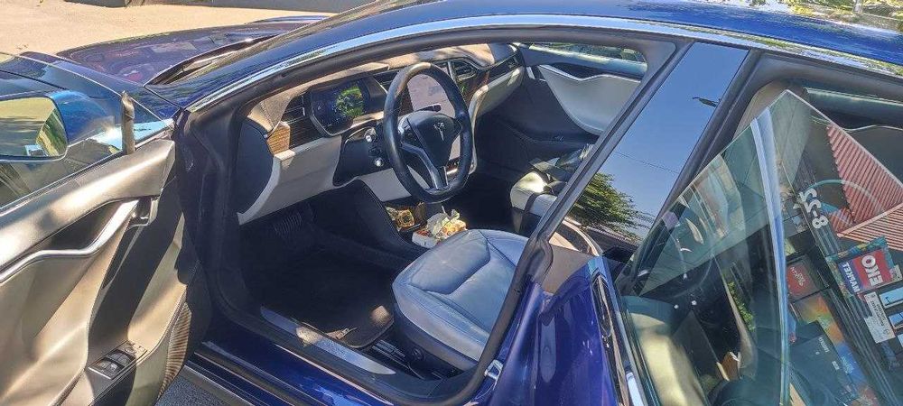 Оренда 8000 авто Аренда Прокат Tesla Model S