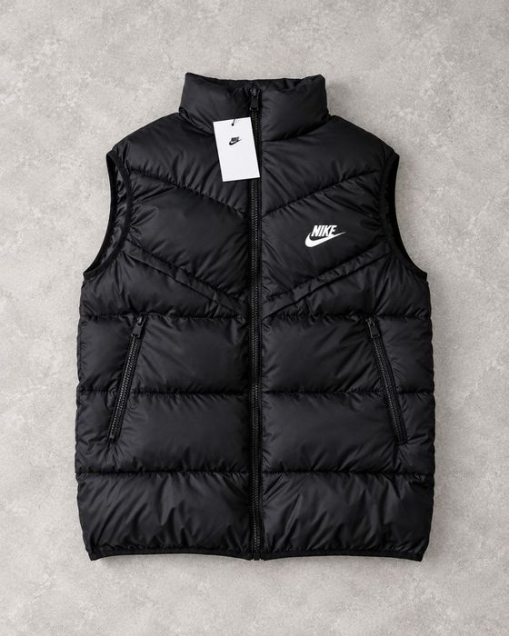 ЦІНА БУЛА 2500!Нова чоловіча жилетка Nike,чорна брендова безрукавка S,M,L,XL,XXL