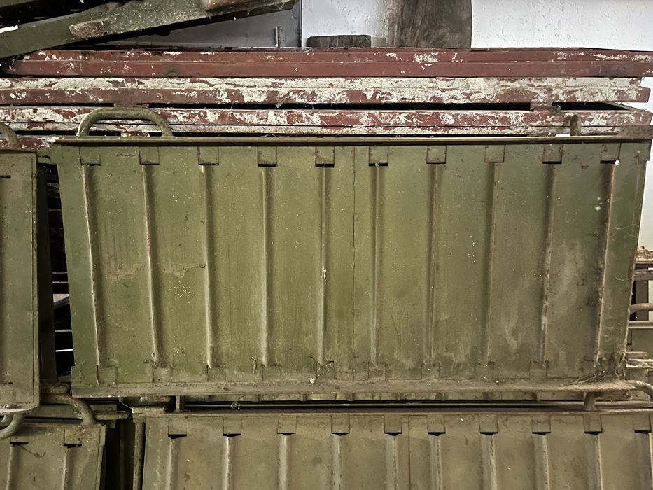 Металеві трапи